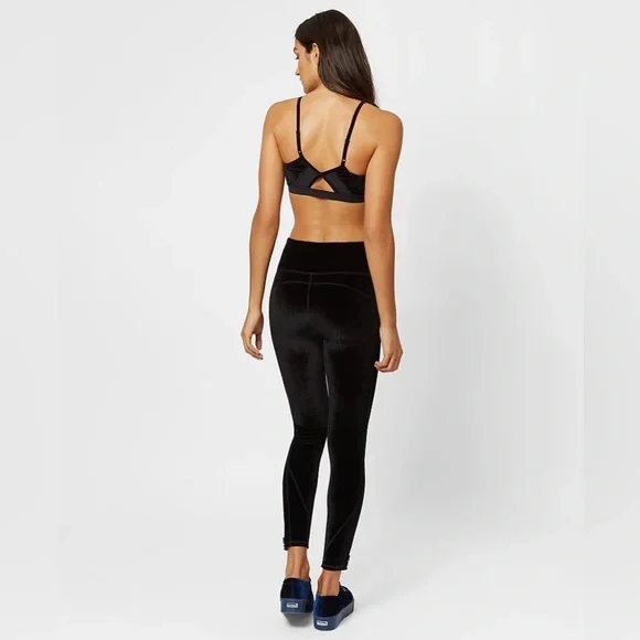 Sweaty Betty Opulence Velvet Leggings - Picture 4 of 16